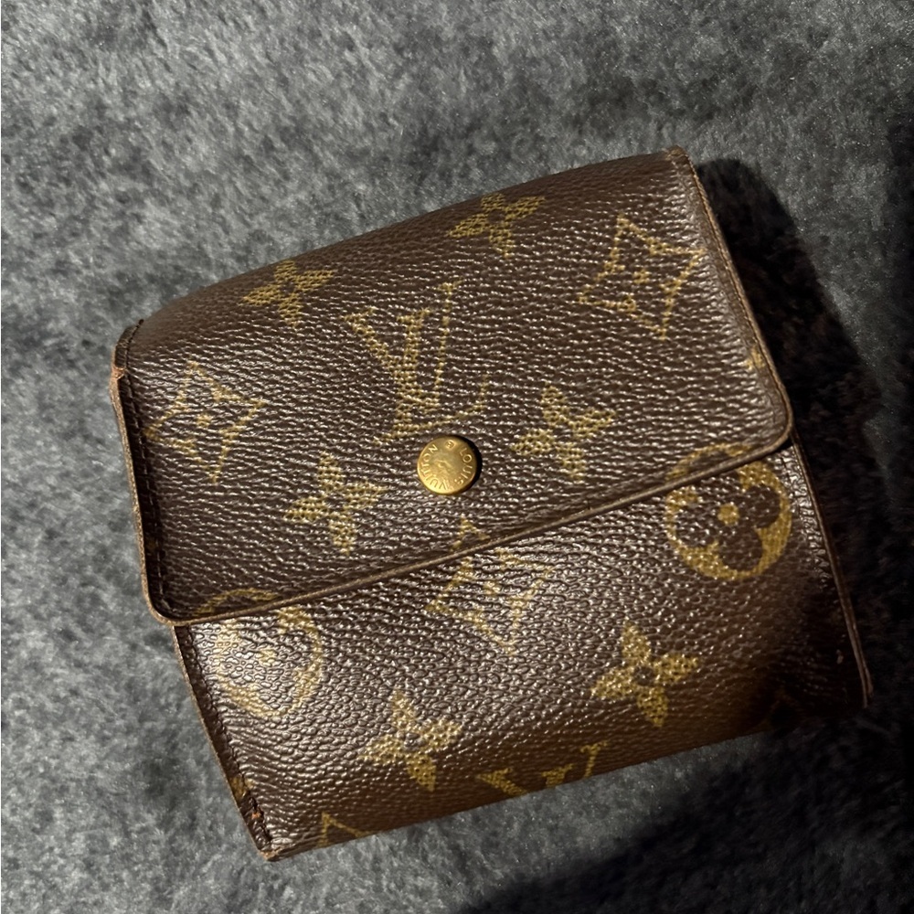PRELOVED LOUIS VUITTON MONOGRAM BROWN WALLET
DATE CODE #~ SP1004